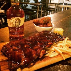 buff trace sun brunch tw jan 16