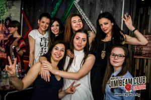 jim club women fb apr 16