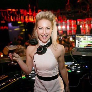 tia lets party tw 30416